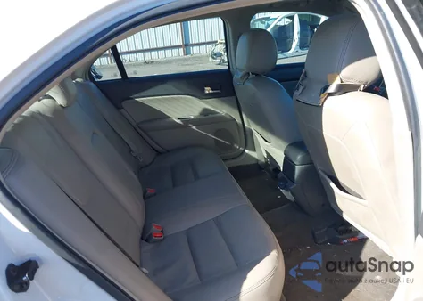 2012 Ford Fusion Hybrid z USA, uszkodzony, nr VIN 3FADP0L36CR414428